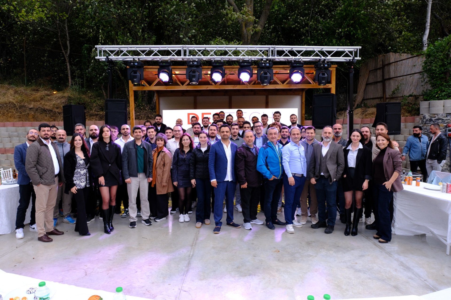 Destech Vision Meeting Team Photo